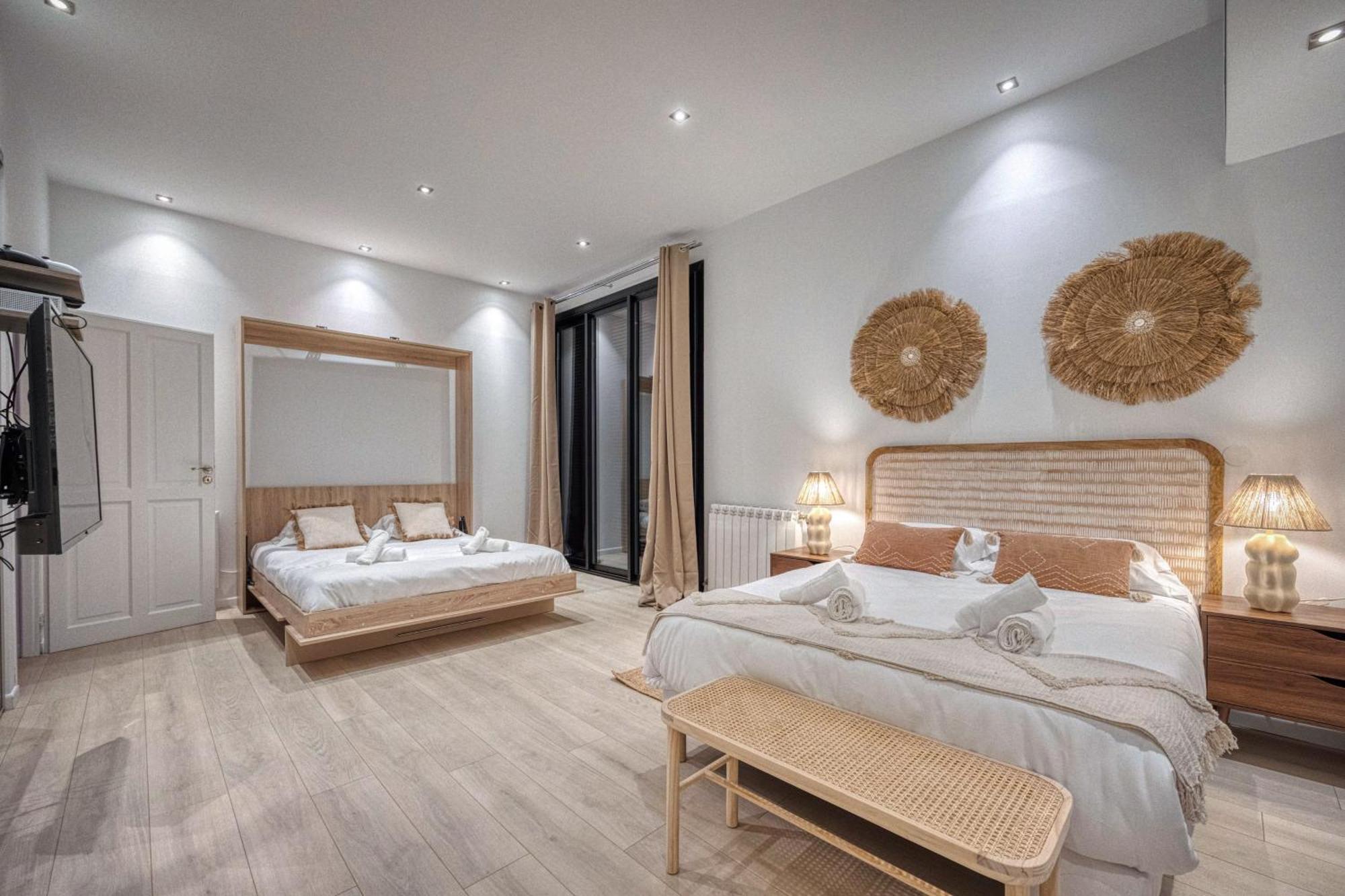 La Villa - Piscine / Karaoke / Jeux Фонтен Экстерьер фото